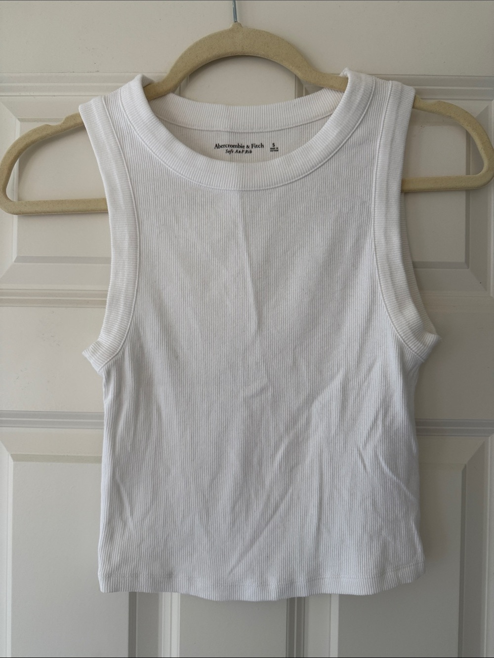 Abercrombie & Fitch Cropped Rib Tank